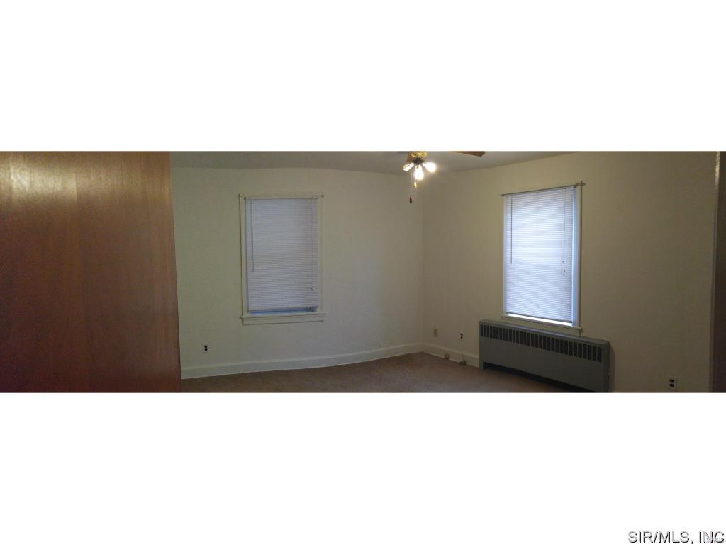 704 Enos Lane Godfrey, IL 62035 - Photo 14 of 25