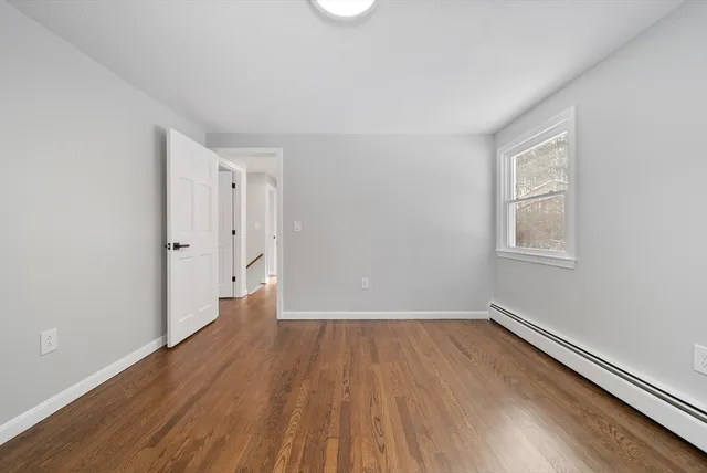 $599,500 | 9 Edgewood Avenue, Merrimack, NH 03054