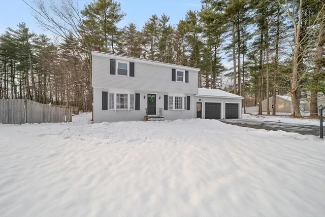 $599,500 | 9 Edgewood Avenue, Merrimack, NH 03054