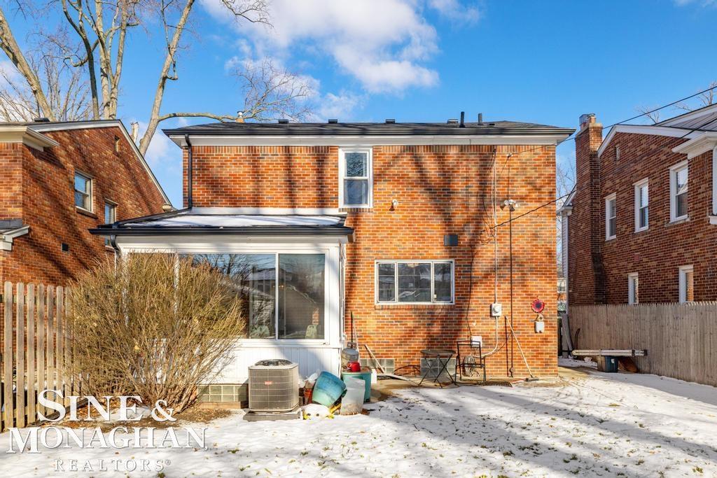 1971 Littlestone Road Grosse Pointe Woods, MI 48236 - Photo 37 of 48