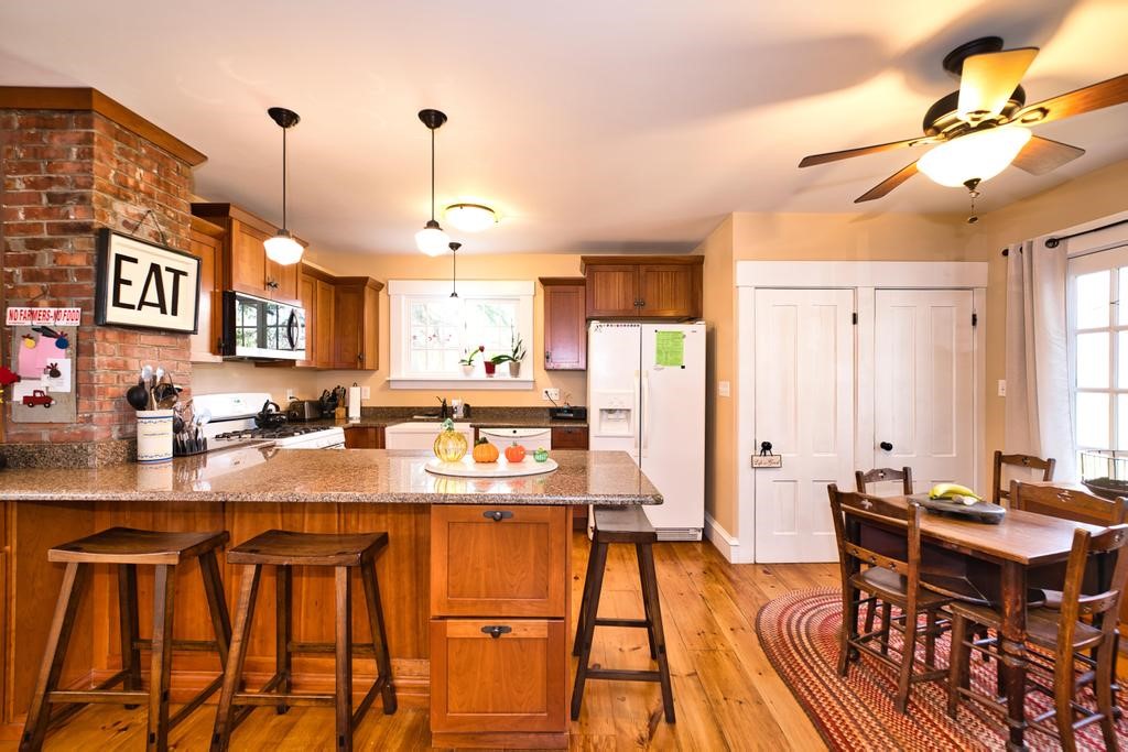 433 E Road Tiverton, RI 02878 - Photo 26 of 42 Gallery Image 26