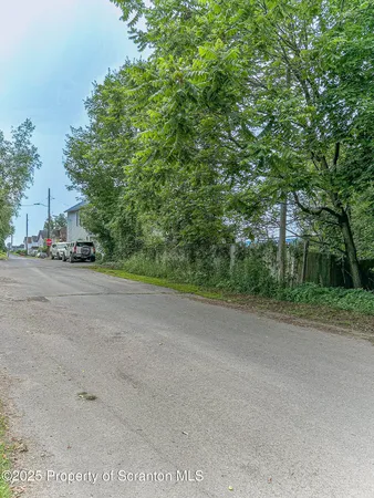 $152,000 | 42 Oak Avenue, Carbondale, PA 18407