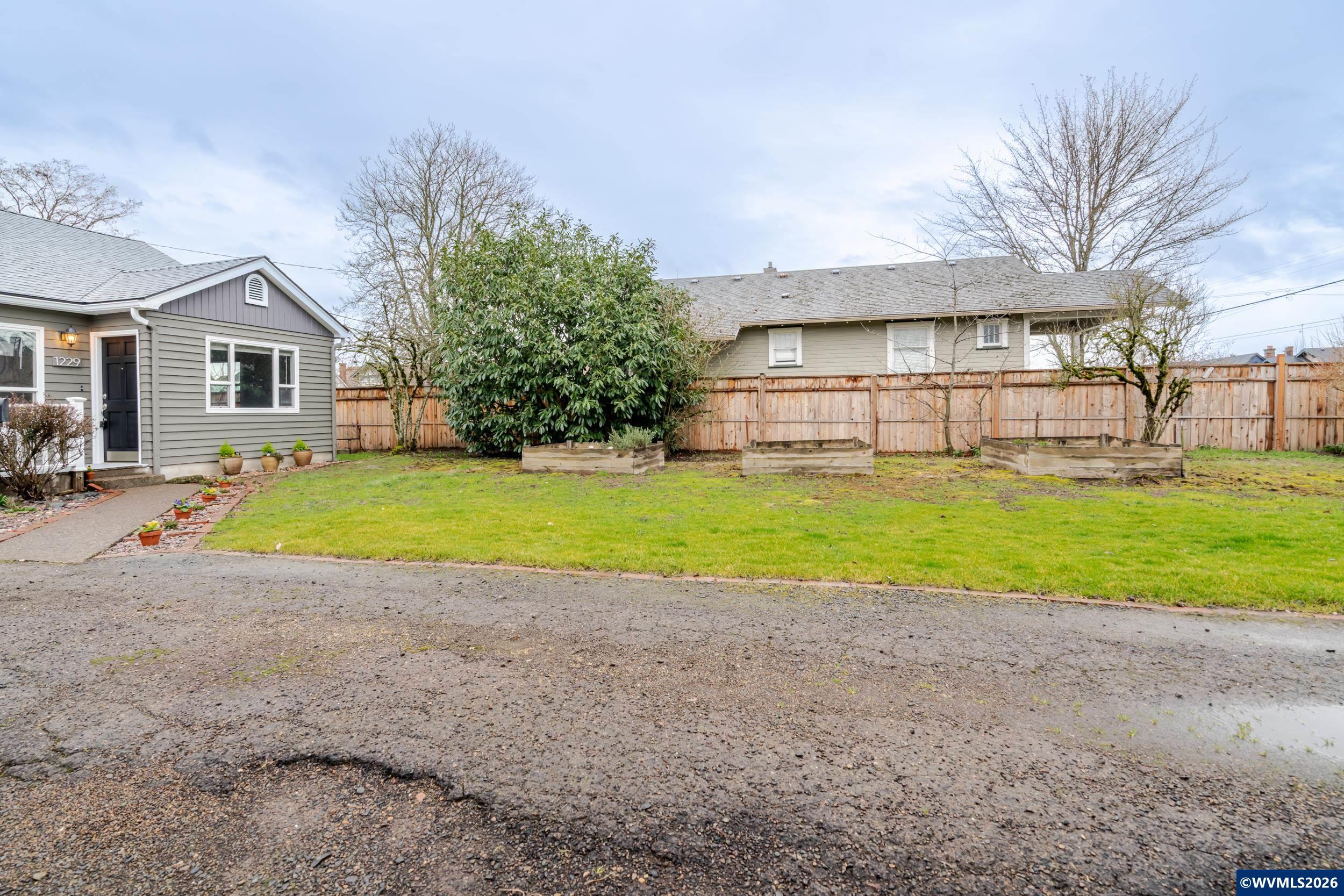 1229 Southwest Washington Street Albany, OR 97321 - Photo 28 of 28