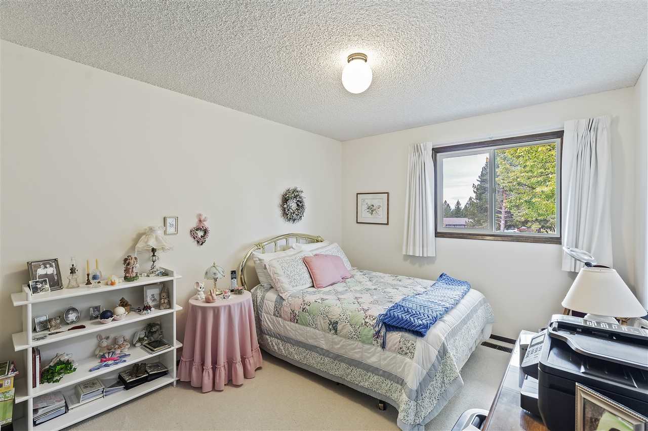 7115 South Meadows Road Spokane, WA 99223 - Photo 14 of 25
