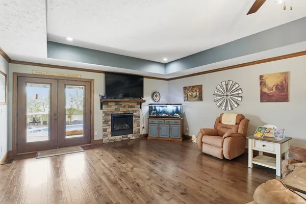 $949,000 | 1560 Fairfield Road, Westmoreland, TN 37186