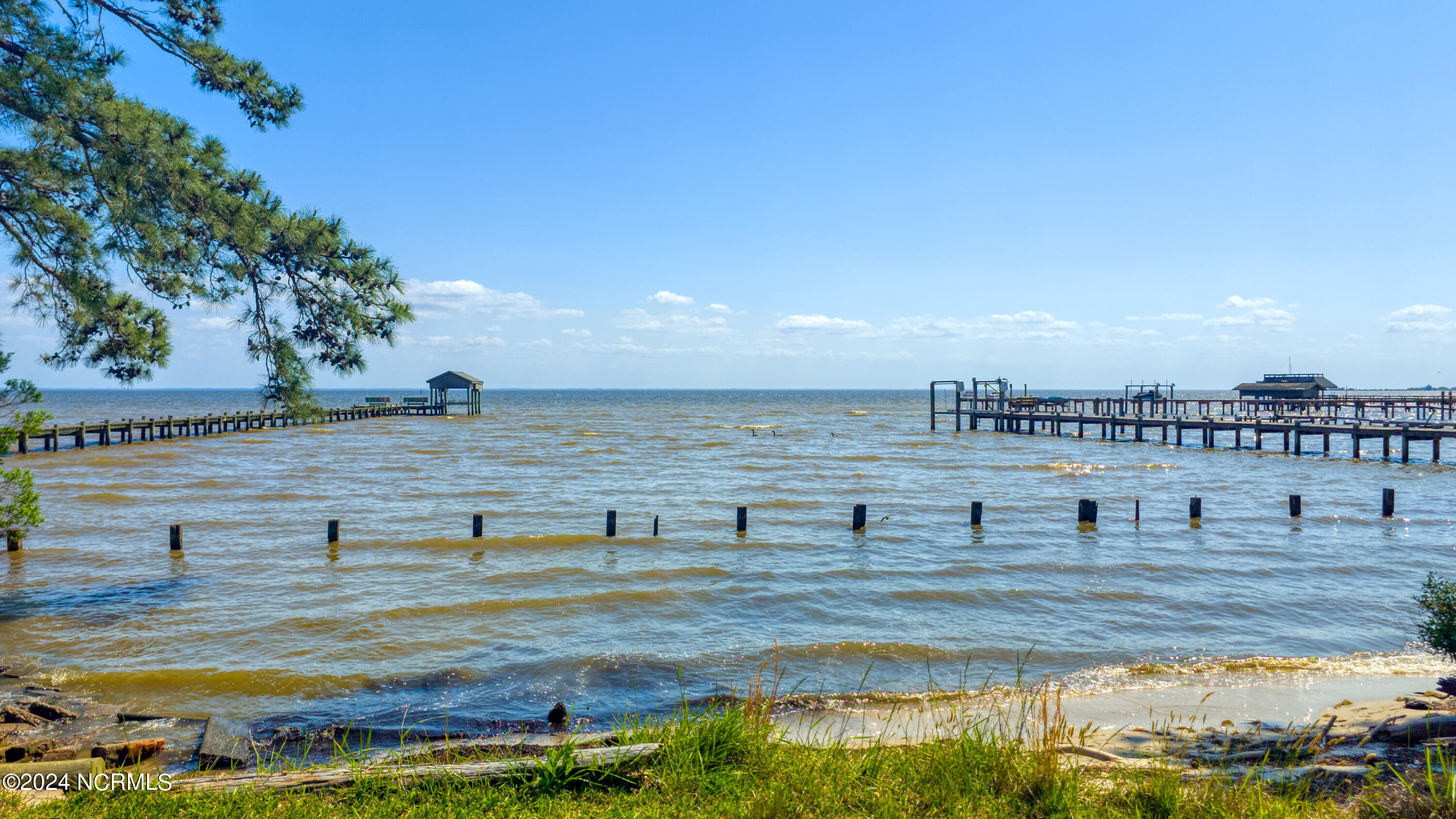163 Rebellion Point Road Elizabeth City, NC 27909 - Photo 1 of 9 20240428_151211b