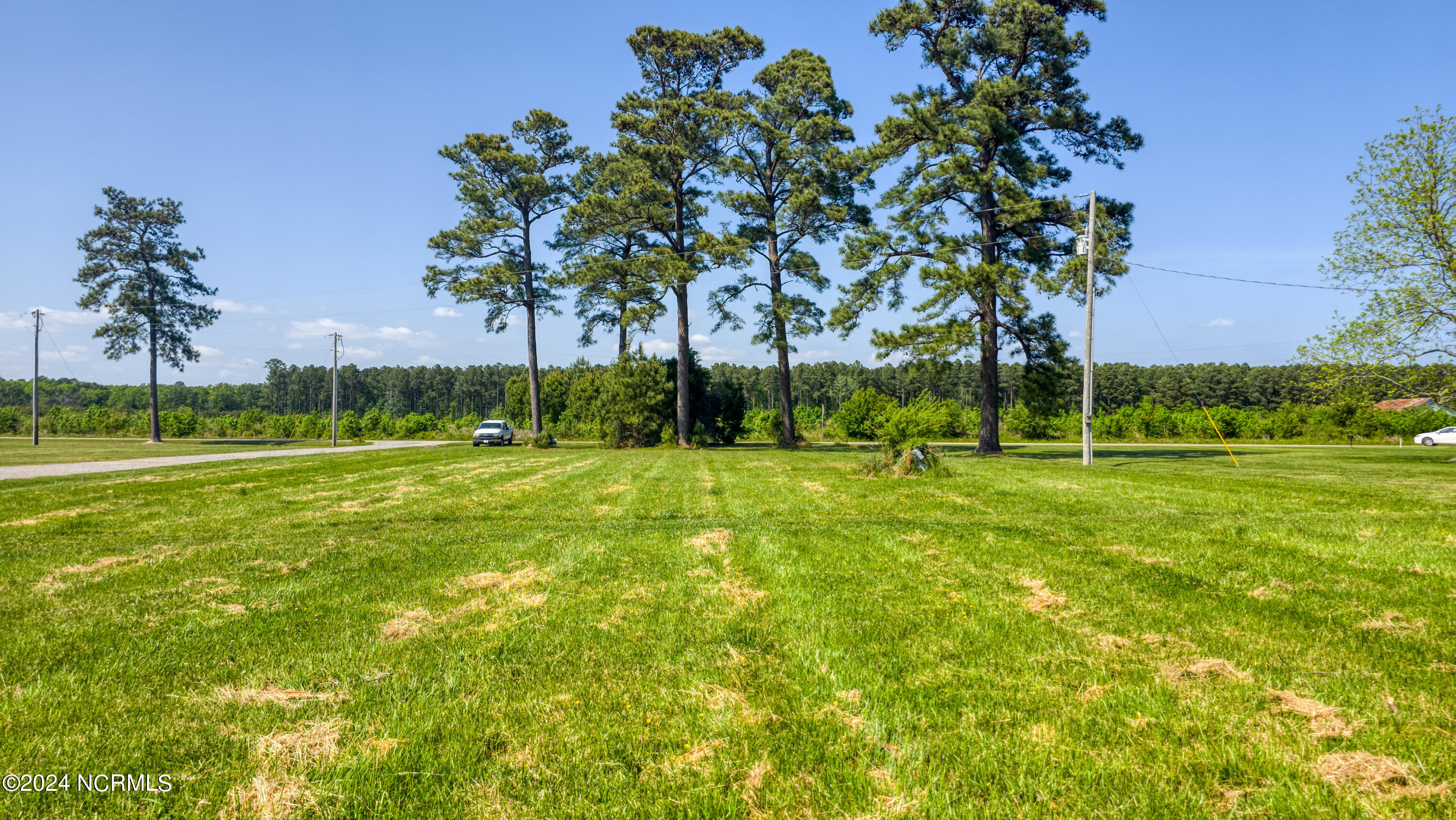 163 Rebellion Point Road Elizabeth City, NC 27909 - Photo 6 of 9 20240428_151440b