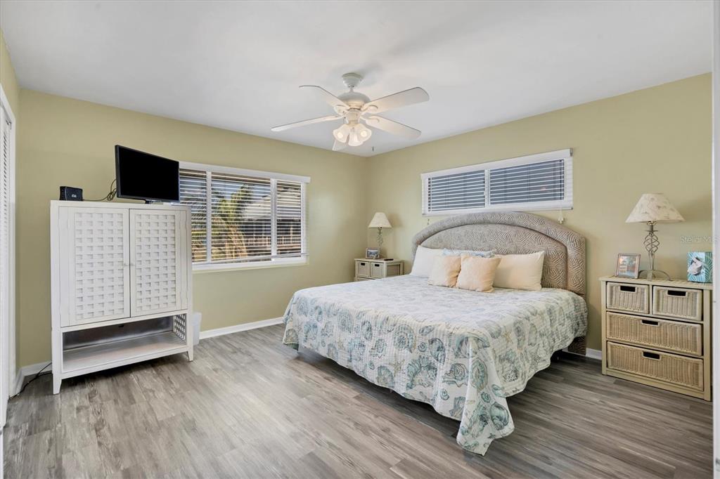 9350 Little Gasparilla Boca Grande, FL 33921 - Photo 33 of 46 a bedroom with a bed and a window