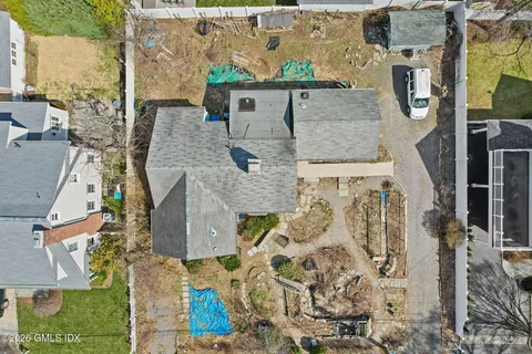 $1,400,000 | 16 Hendrie Drive, Old Greenwich, CT 06870