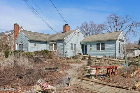 $1,400,000 | 16 Hendrie Drive, Old Greenwich, CT 06870