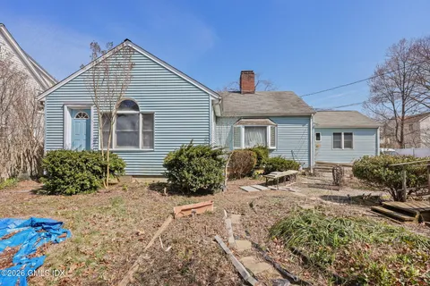 $1,400,000 | 16 Hendrie Drive, Old Greenwich, CT 06870