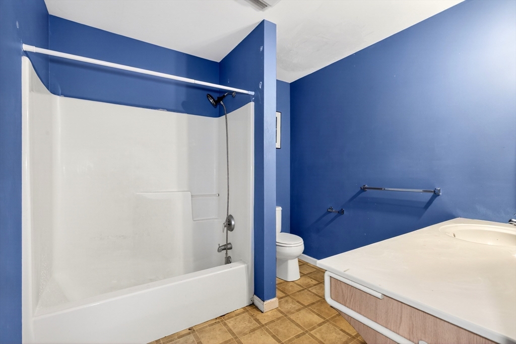 70 Walnut Street Quincy, MA 02171 - Photo 19 of 28