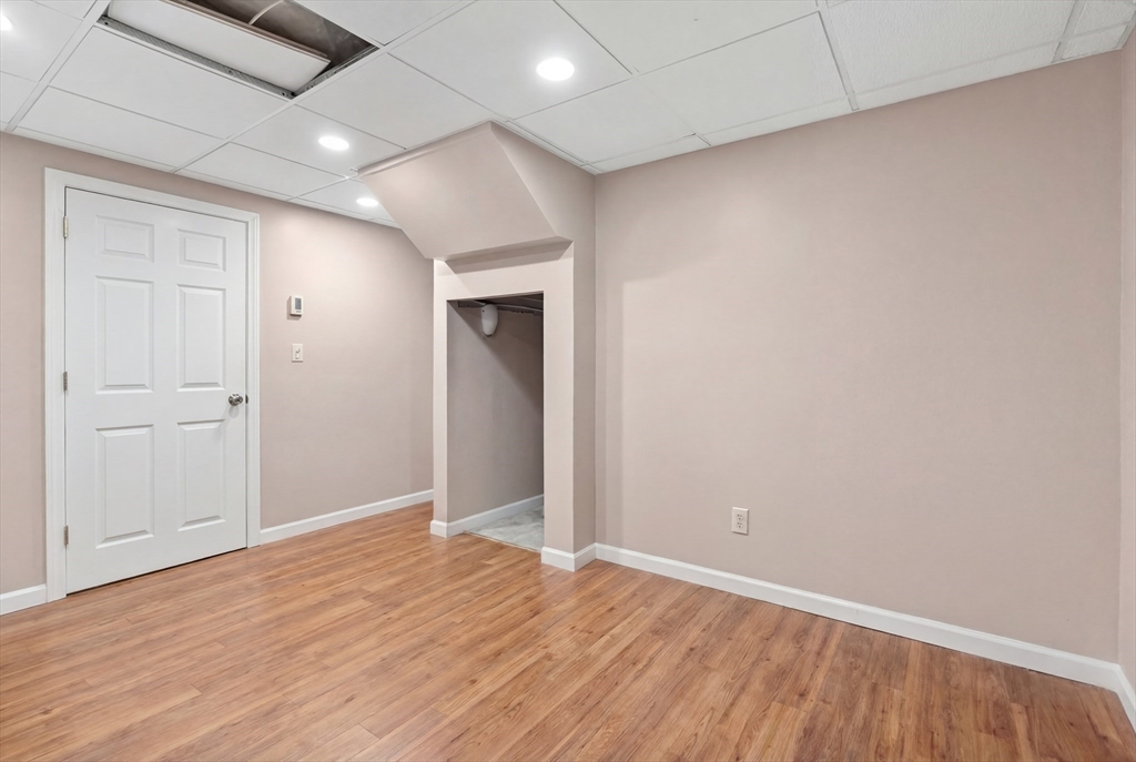 70 Walnut Street Quincy, MA 02171 - Photo 25 of 28