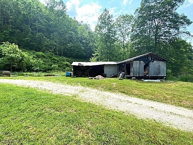 8710 Clay Road Left Hand, WV 25251 - Photo 11 of 38