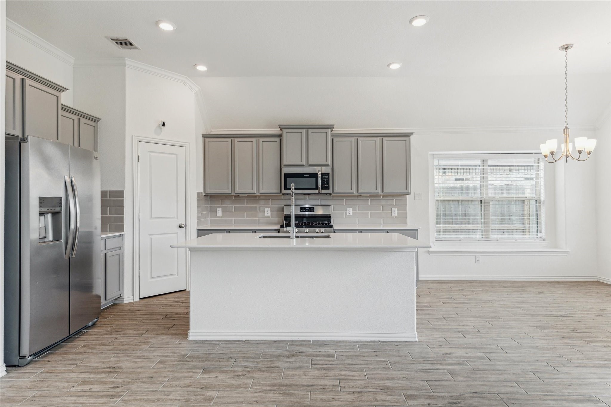 4838 Albany Ridge Lane Rosharon, TX 77583 - Photo 13 of 32