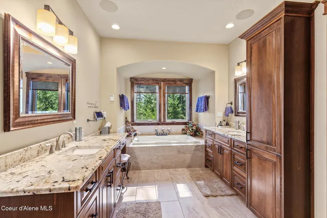 $2,795,000 | 1122 South 4 Winds Road, Coeur D'Alene, ID 83814