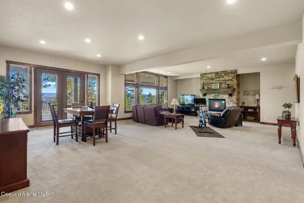 $2,795,000 | 1122 South 4 Winds Road, Coeur D'Alene, ID 83814