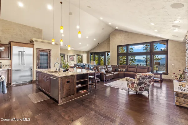 $2,795,000 | 1122 South 4 Winds Road, Coeur D'Alene, ID 83814