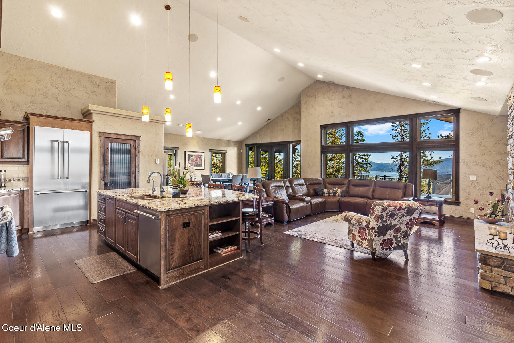 1122 South 4 Winds Road Coeur D'Alene, ID 83814 - Photo 4 of 73 1122SFourWindsRd-4