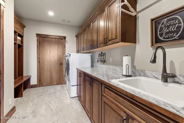 $2,795,000 | 1122 South 4 Winds Road, Coeur D'Alene, ID 83814