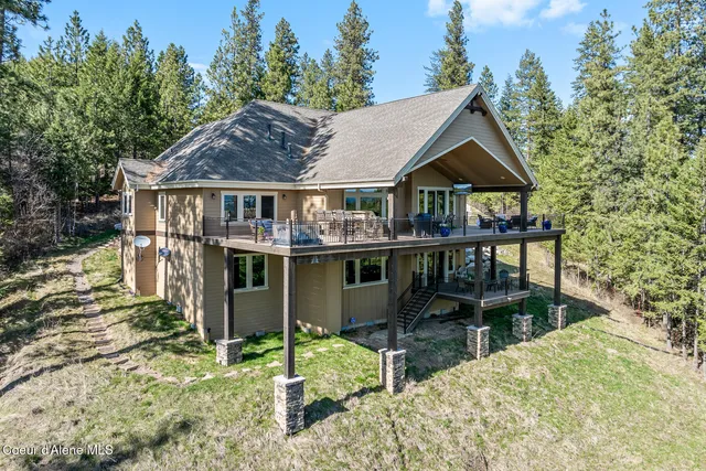 $2,795,000 | 1122 South 4 Winds Road, Coeur D'Alene, ID 83814