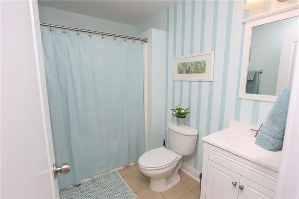 $1,599,999 | 109 Martins Pointe Drive, Seneca, SC 29678