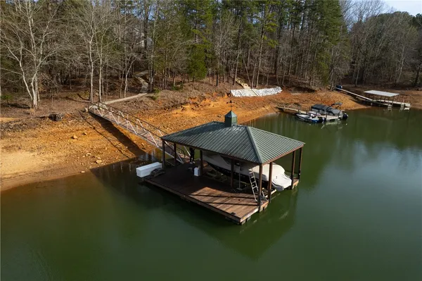 $1,599,999 | 109 Martins Pointe Drive, Seneca, SC 29678
