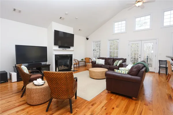 $1,599,999 | 109 Martins Pointe Drive, Seneca, SC 29678