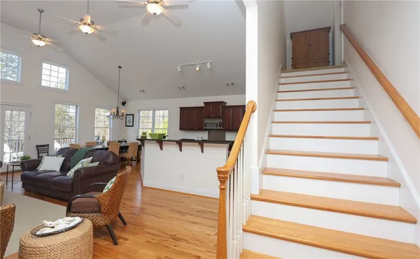 $1,599,999 | 109 Martins Pointe Drive, Seneca, SC 29678
