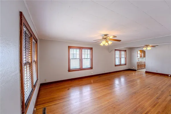 $110,000 | 718 South Lafayette Avenue, Chanute, KS 66720