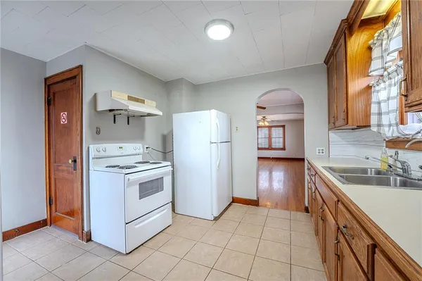 $110,000 | 718 South Lafayette Avenue, Chanute, KS 66720