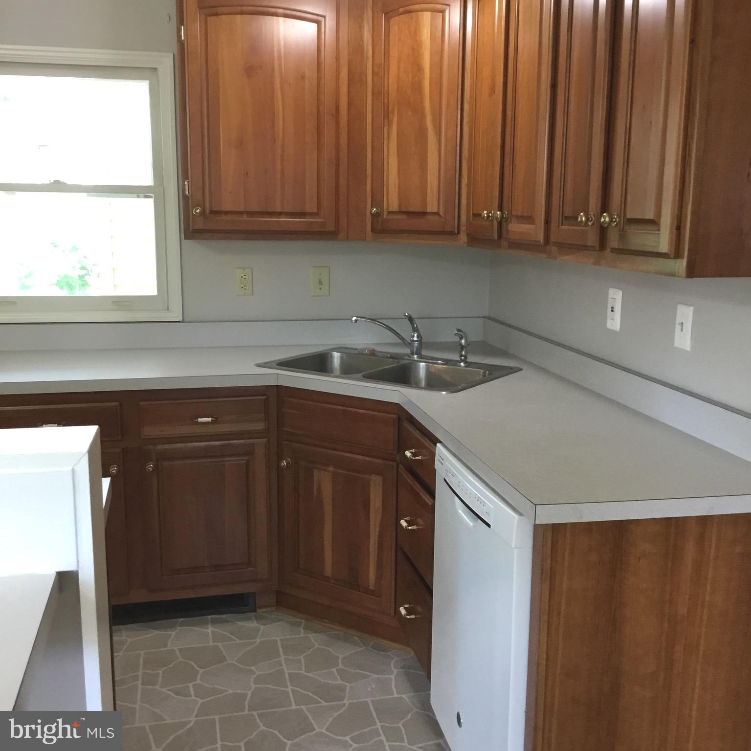 703 Falconer Road Joppa, MD 21085 - Photo 17 of 67 Beautiful Cabinets