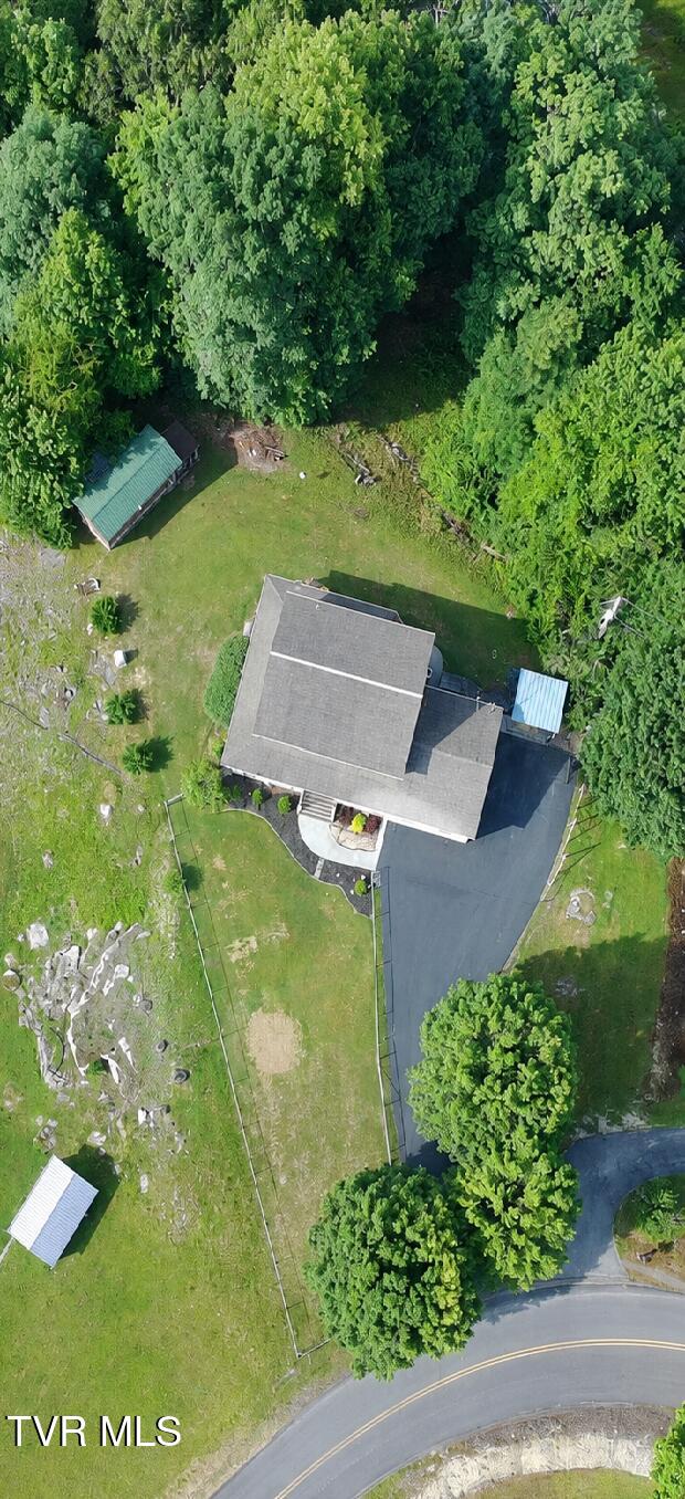 9269 Mountain Cove Road Pound, VA 24279 - Photo 38 of 41 0158a256-9e8d-4825-969c-9664bd9130eb
