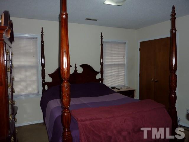 1404 Highview Court Raleigh, NC 27606 - Photo 3 of 14 Gallery Image 3