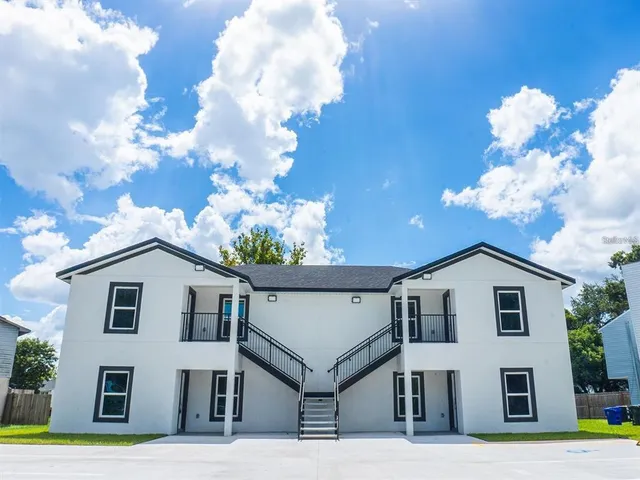 $1,747 | 1725 Crystal Grove Drive, Unit 1727, Lakeland, FL 33801