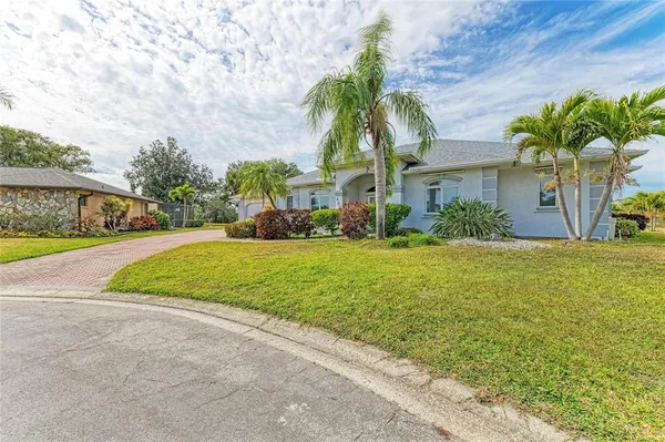 $4,800 | 4540 Kipling Circle, Sarasota, FL 34241