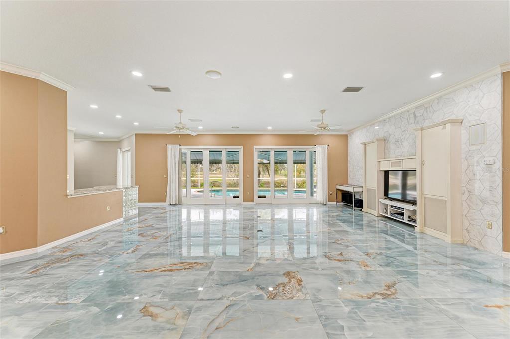 4540 Kipling Circle Sarasota, FL 34241 - Photo 18 of 70