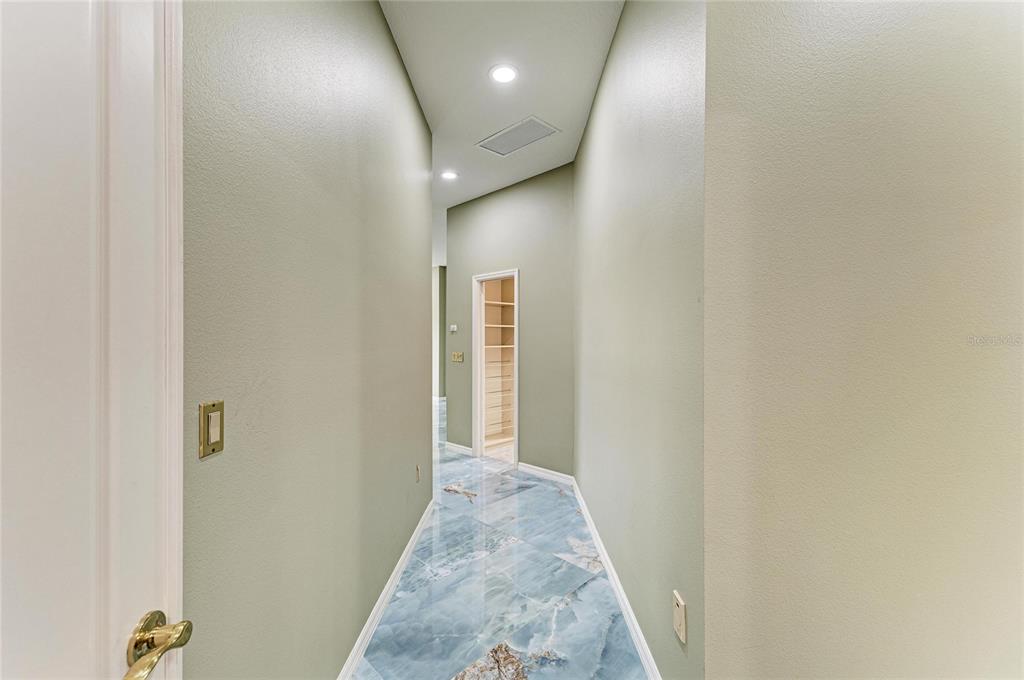 4540 Kipling Circle Sarasota, FL 34241 - Photo 29 of 70