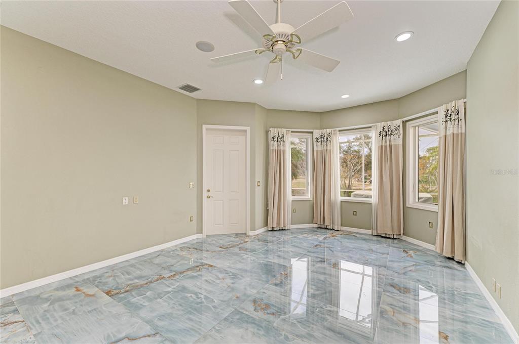 4540 Kipling Circle Sarasota, FL 34241 - Photo 32 of 70