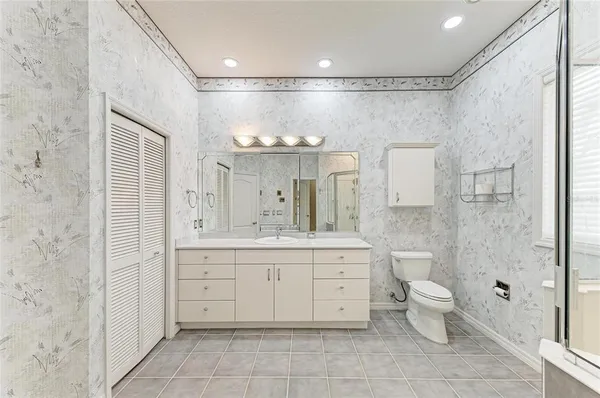 $4,800 | 4540 Kipling Circle, Sarasota, FL 34241