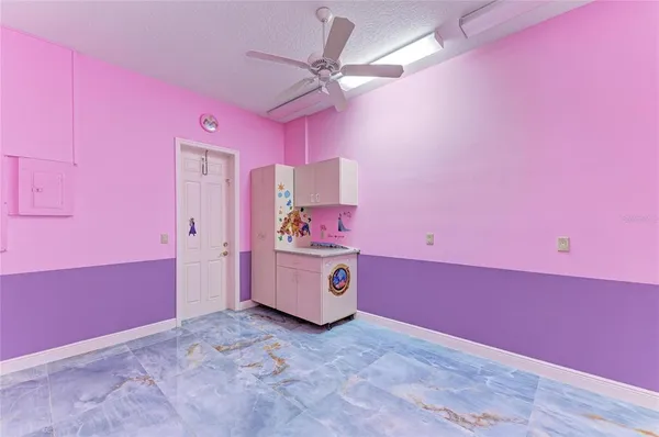 $4,800 | 4540 Kipling Circle, Sarasota, FL 34241