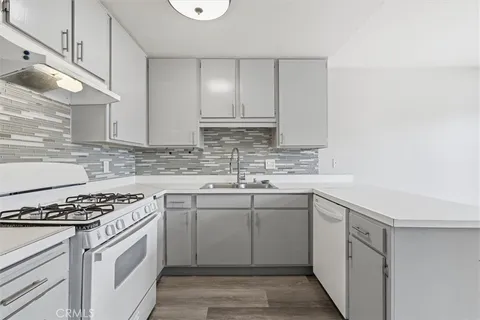 $515,000 | 25930 Narbonne Avenue, Unit 114, Lomita, CA 90717