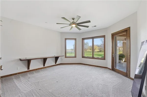 $2,750,000 | 20711 Benson Street, Bucyrus, KS 66013