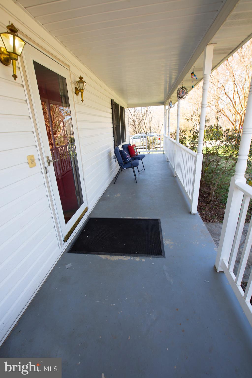 503 Leonard Road Fredericksburg, VA 22405 - Photo 2 of 33