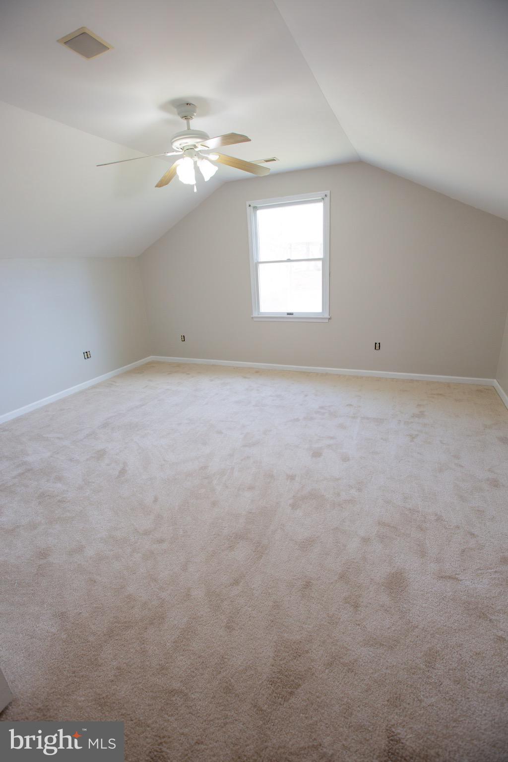 503 Leonard Road Fredericksburg, VA 22405 - Photo 22 of 33 Enormous Second Bedroom!