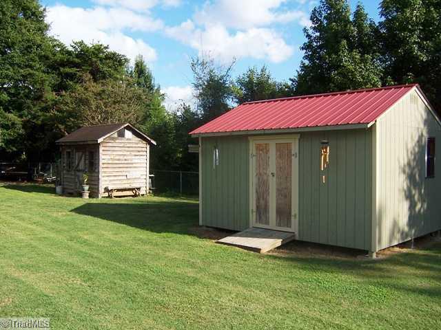 267 Bailey Road Winston-Salem, NC 27107 - Photo 14 of 16 Outbuilding.