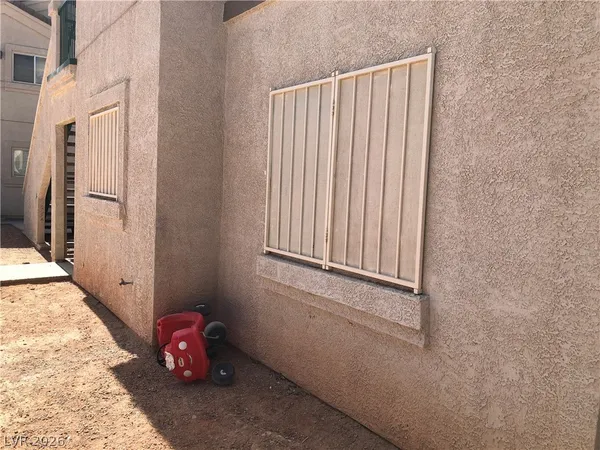 $985 | 3972 Danny Melamed Avenue, Unit 102, Las Vegas, NV 89110