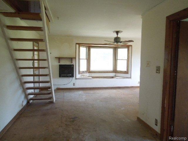 4353 Breen Road Emmett, MI 48022 - Photo 8 of 21 yh 016.jpg