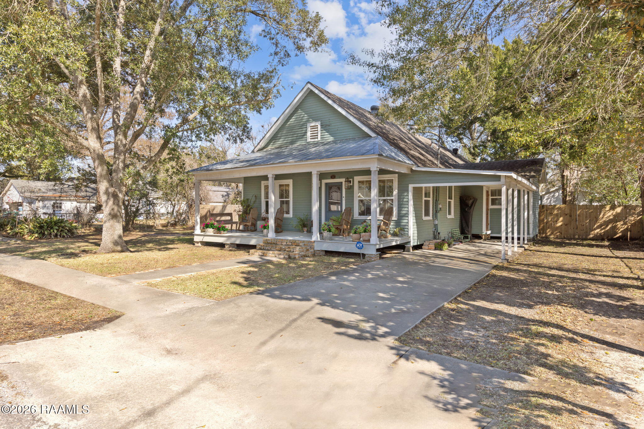 205 3rd Street Youngsville, LA 70592 - Photo 4 of 60 3-web-or-mls-205 Third St-3