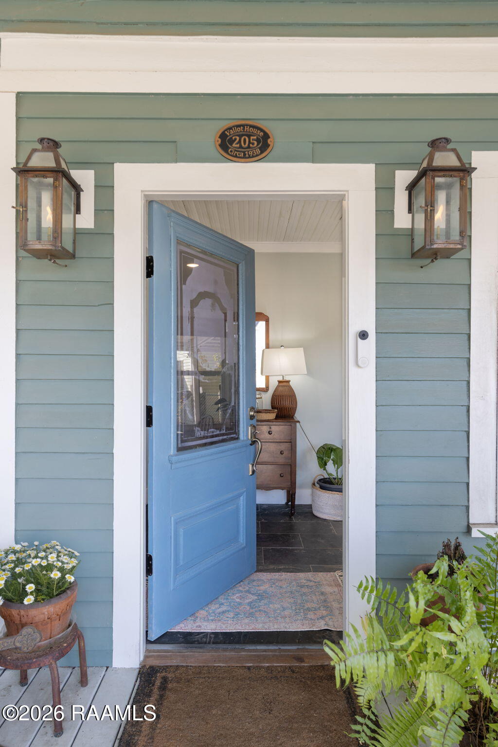 205 3rd Street Youngsville, LA 70592 - Photo 6 of 60 5-web-or-mls-205 Third St-5